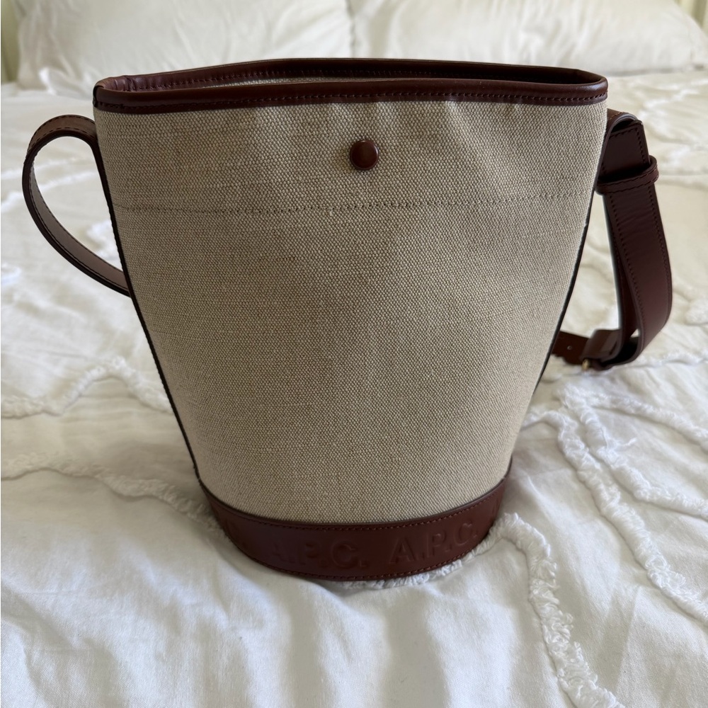 A.P.C. Beige and Dark Brown Sac Helene Noisette Bucket Bag - Picture 13 of 14